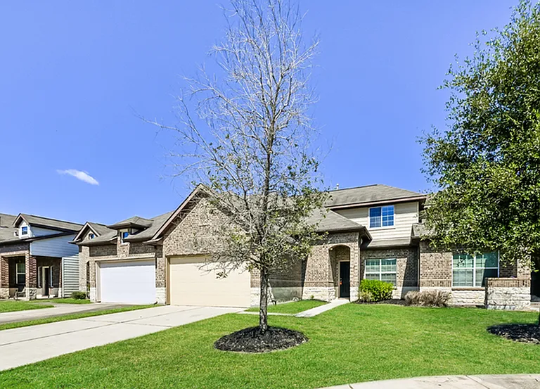 12439 Dona Ln — Photo 3