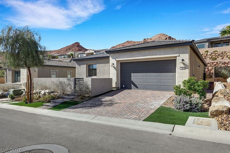 1st image of 45 Desert Juniper Ln