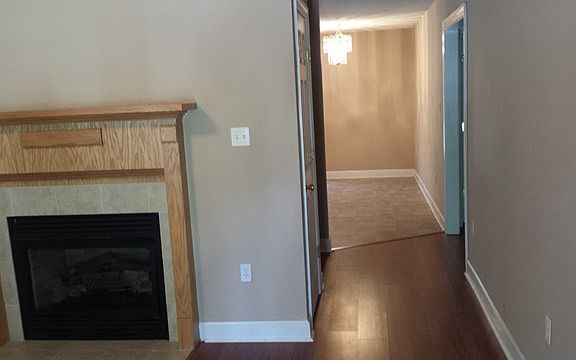 3rd image of 5809 Live Oak Dr