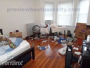 2nd image of 1258 Commonwealth Ave #245
