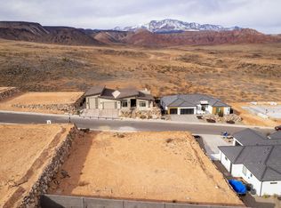 755 W Scenario St, Washington, UT 84780