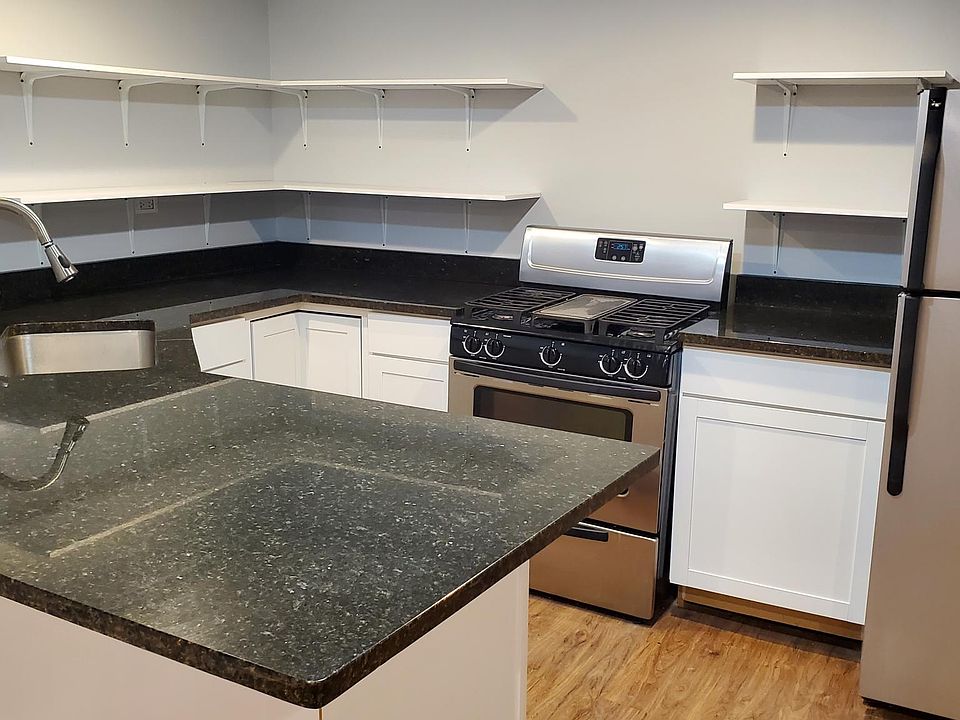 1st image of 4736 N Drake Ave #G