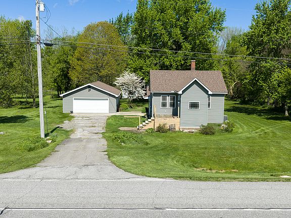 2nd image of 2677 E State Road 2
