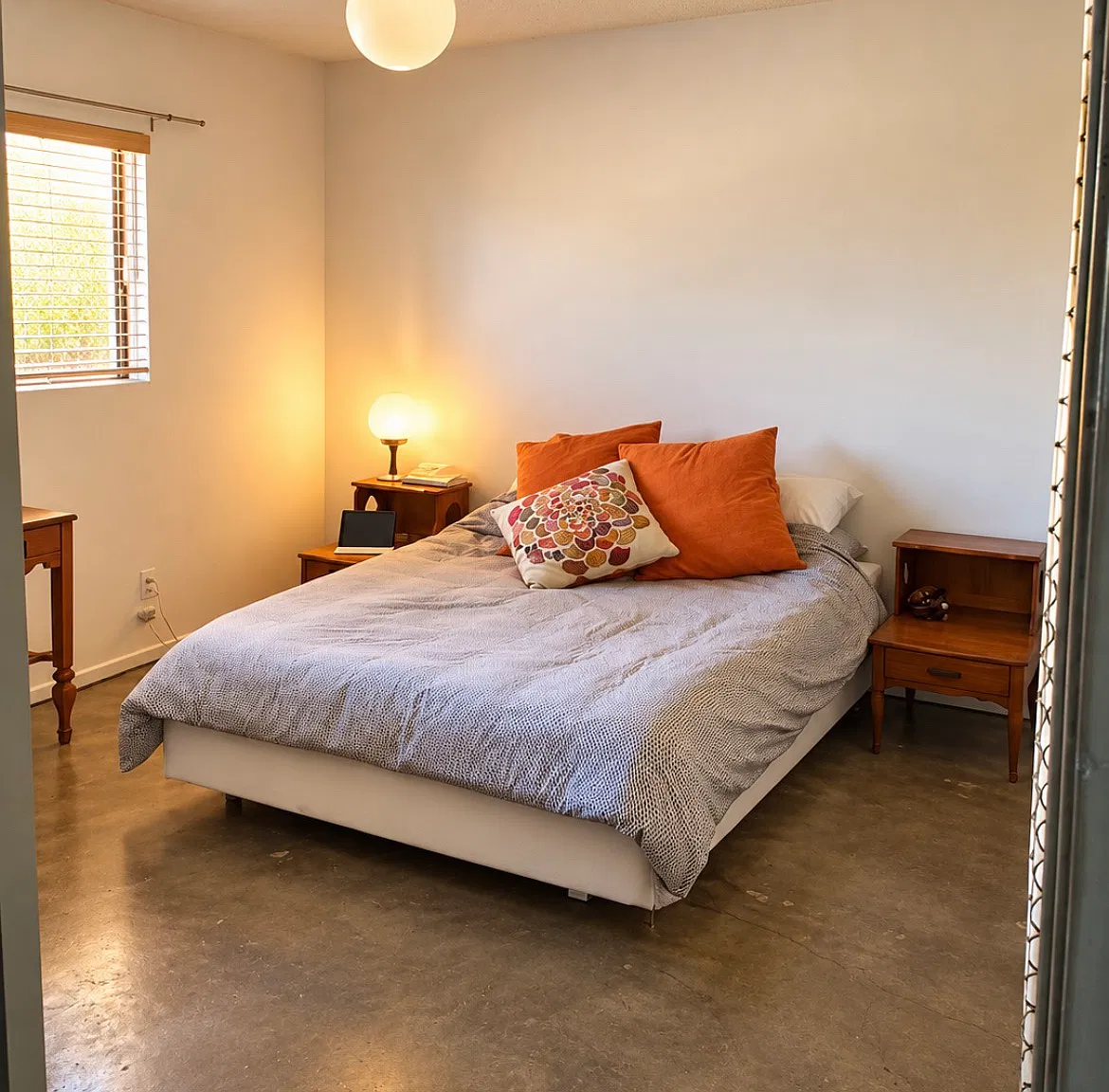 806 Coronado Ter — Photo 4