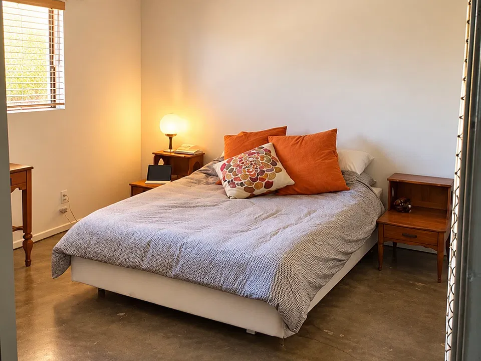 806 Coronado Ter #14