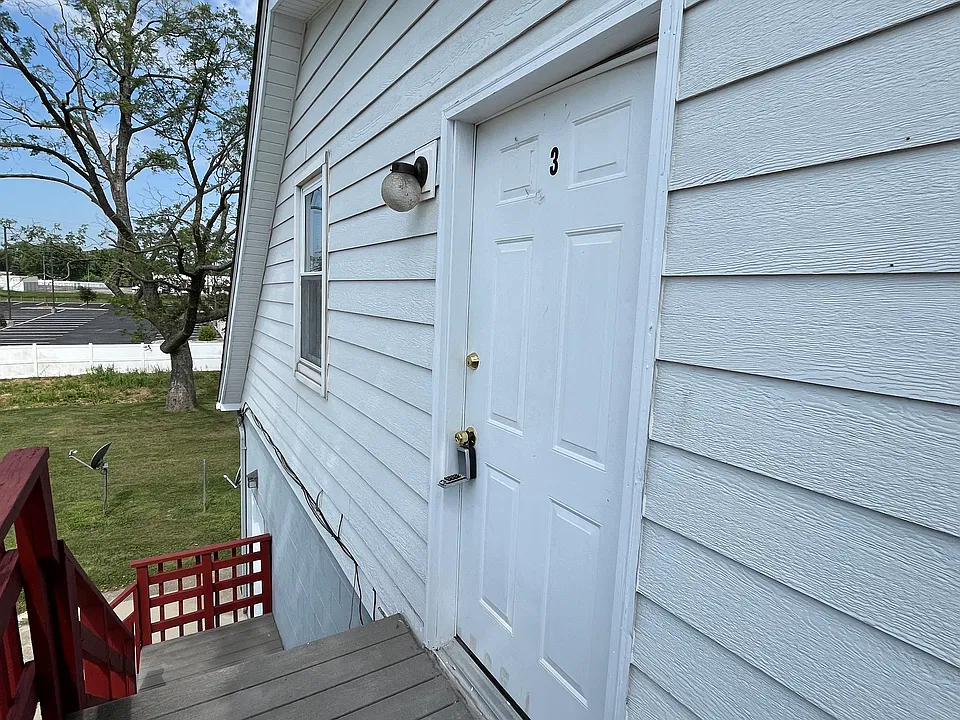 1807 Mari Dr #3