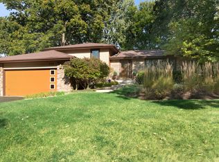 356 Kim Trl, Lake Zurich, IL 60047