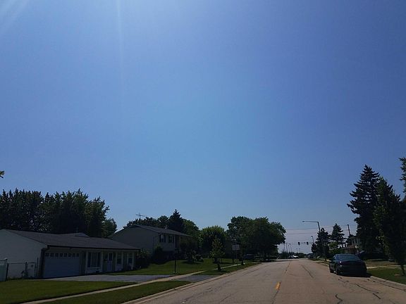 4th image of 341 Kingsbury Dr