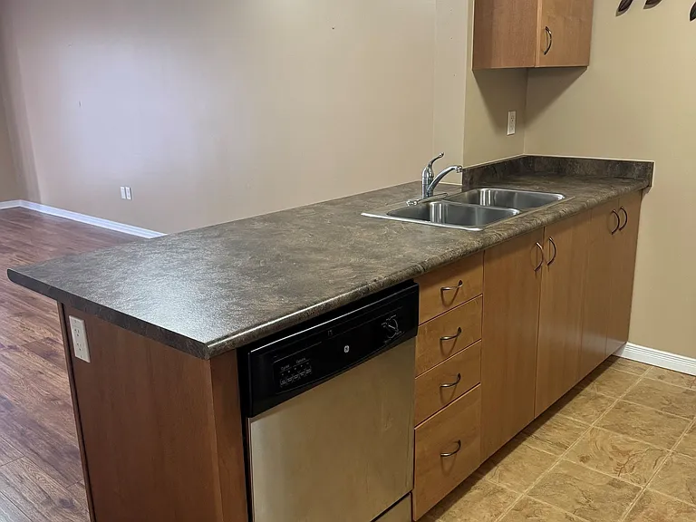 35 Mountford Dr #26 — Photo 8