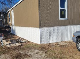 112 Matthews St, Hollister, MO 65672