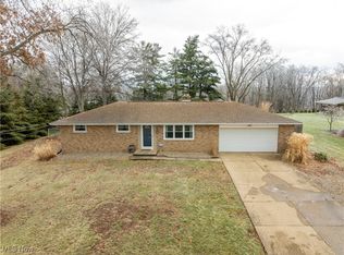 5905 Richville Dr SW, Navarre, OH 44662
