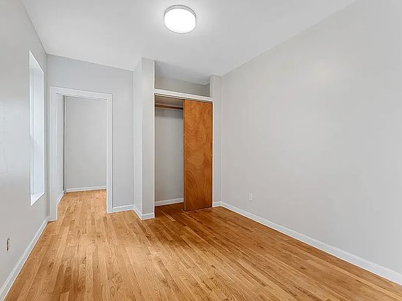 4th image of 428 E 116th St APT 21
