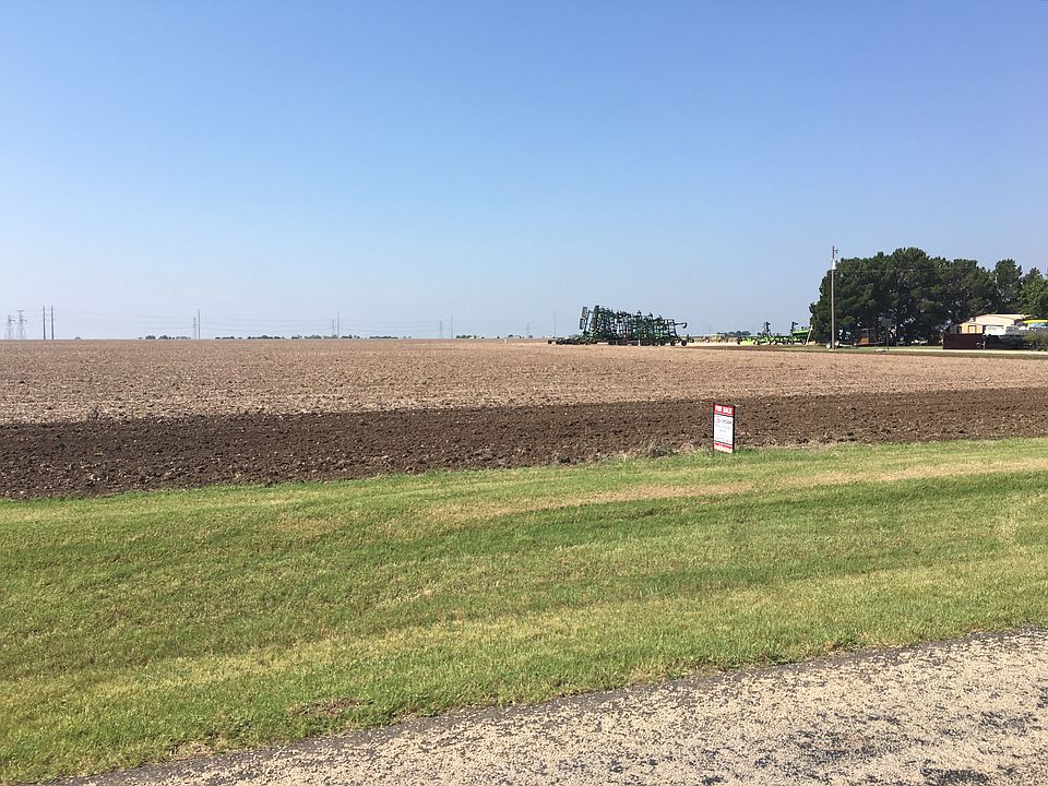 1st image of FM 142