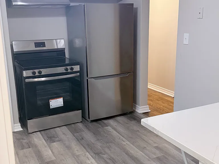 5803 Elizabeth Ct — Photo 3