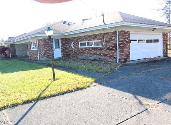 3rd image of 4618 New England Blvd