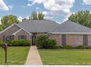 241 Camelot Way, Brandon, MS 39047