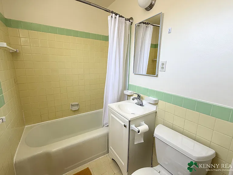 75 Citrus Ave #3 — Photo 8