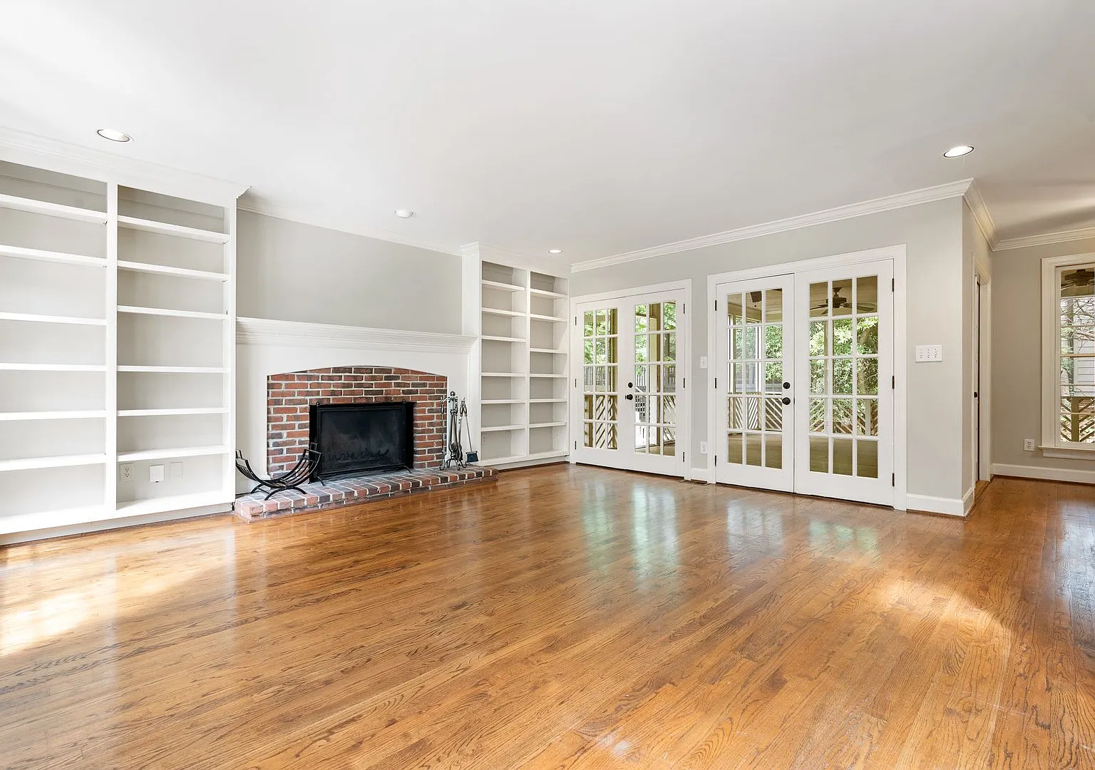 12 Montevallo Terrace (Crestline/ Mountain Brook) — Photo 4