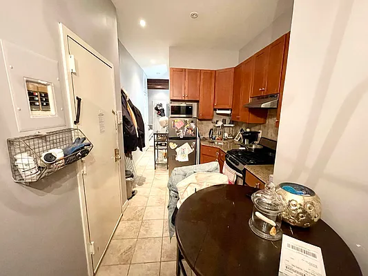 Rented by Garfield Realty  | media 18