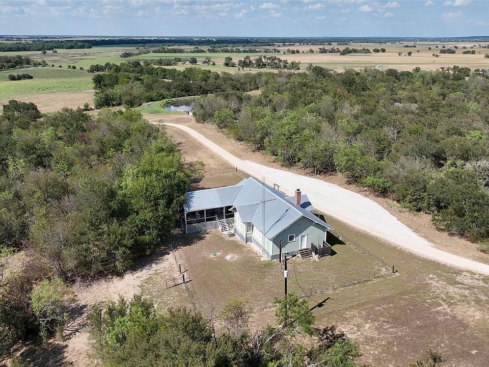 1st image of 407 County Road 227