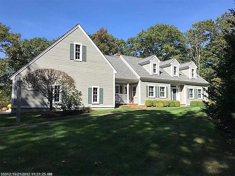 1st image of 18 Oakwood Dr