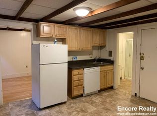 236 Cambridge St #3, Boston, MA 02114