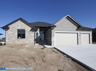 8710 Gold Dust Ct, Lincoln, NE 68526