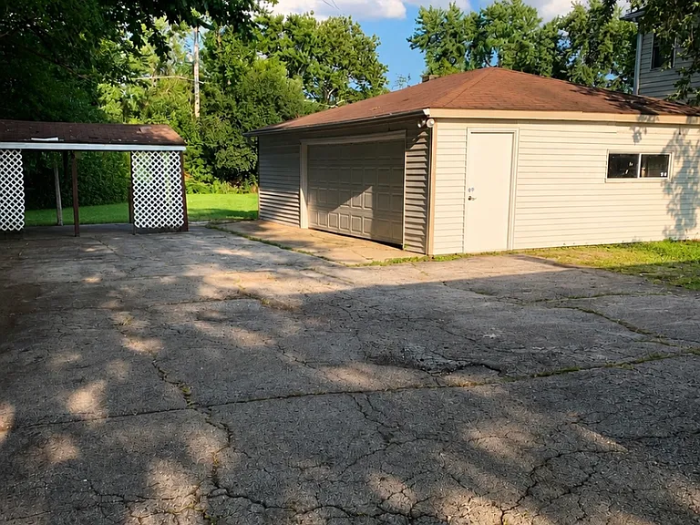4817 Belmont Rd — Photo 5