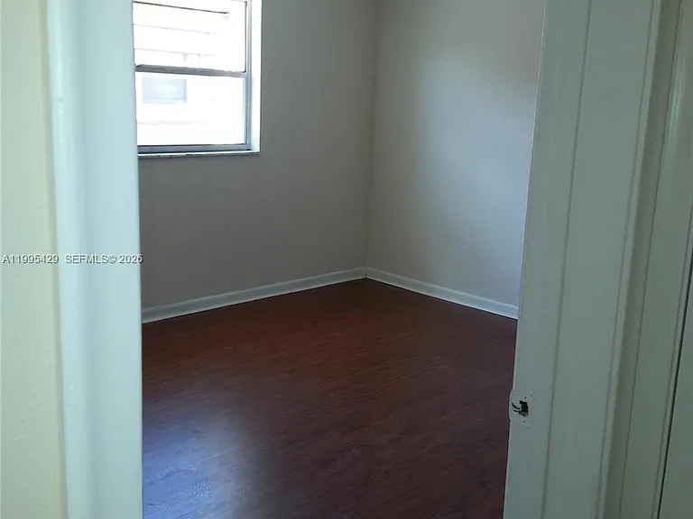 2604 NW 52nd Ave #C15 — Photo 10
