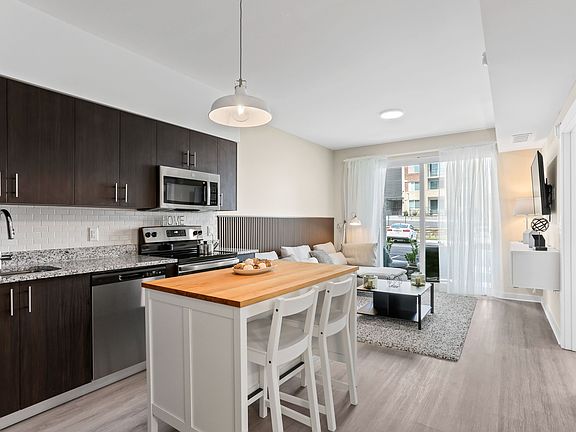 2nd image of 1851 Market St #4932344
