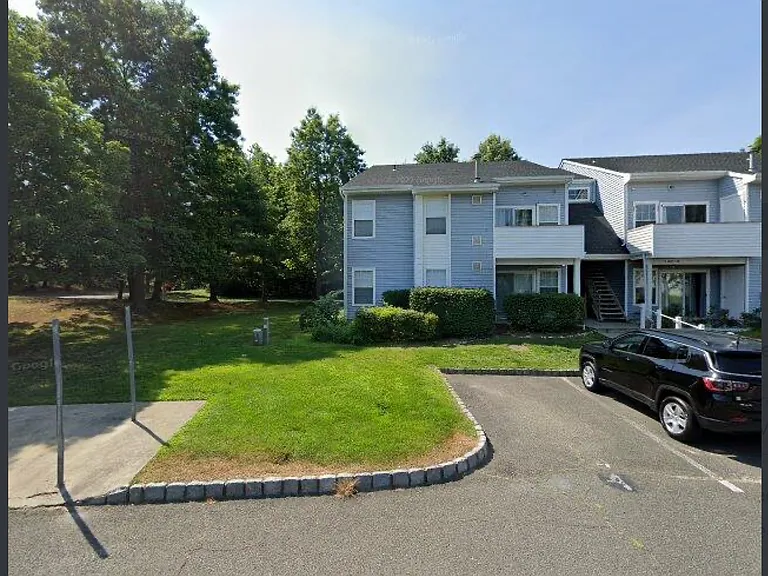 1 Jockey Ln #1 — Photo 2