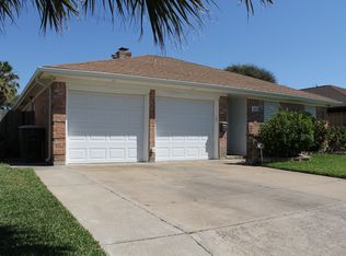 7614 Beaudelaire Cir, Galveston, TX 77551