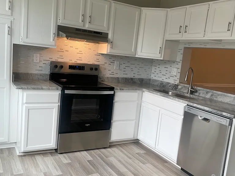 1121 Killington Arch — Photo 10