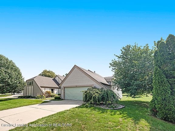 2nd image of 5117 Aspen Dr #1