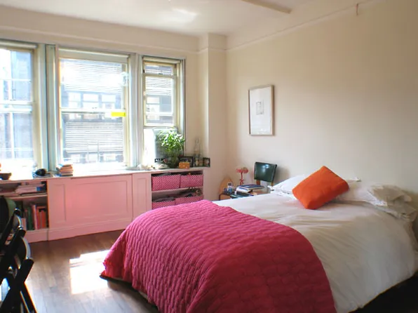 59 West 12th Street image 1 of 4