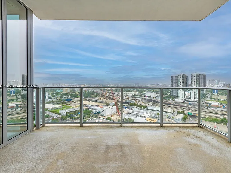 851 NE 1st Ave #2100 — Photo 33