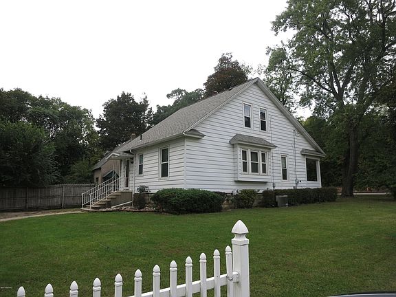 2nd image of 5854 E Michigan Ave