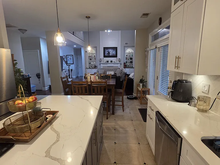 Laketrail Dr — Photo 16