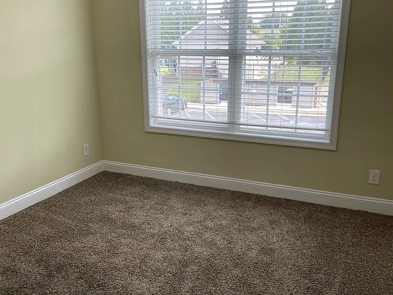 180 Rowse Dr #1 — Photo 10