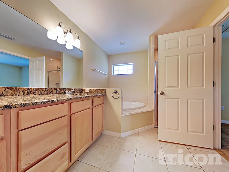 2215 3rd Ave E — Photo 14