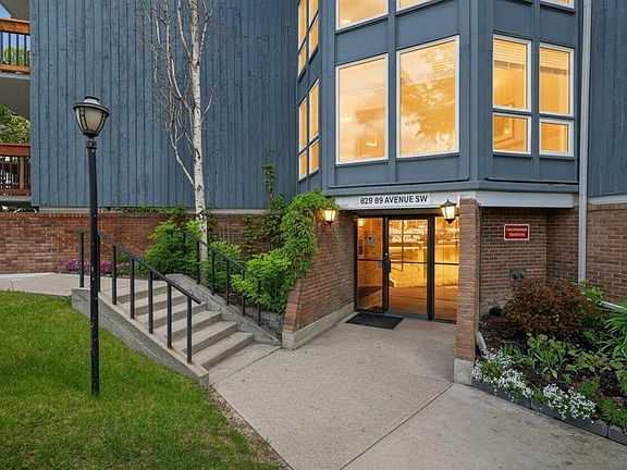 2nd image of 820 S 89th Ave SW #135
