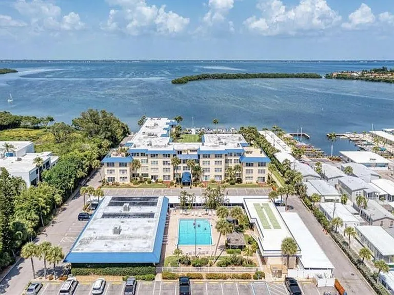 3806 Gulf Of Mexico Dr #208C — Photo 27