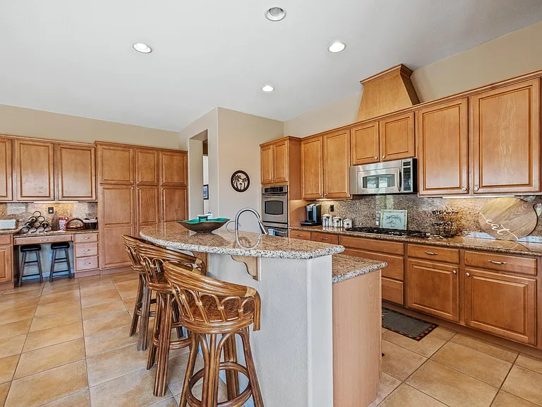 80445 Paria Way — Photo 28