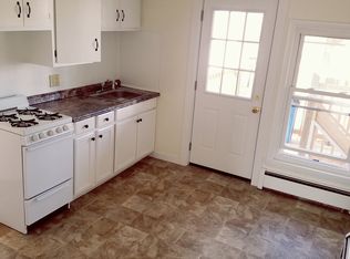 19 Central St APT 4, Hudson, MA 01749