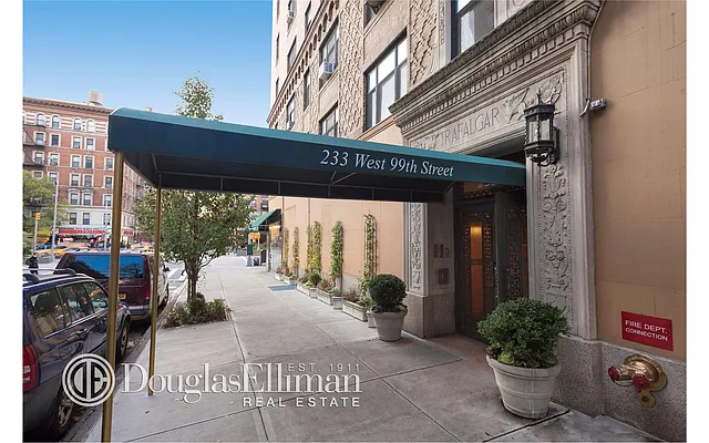 Sold by Douglas Elliman | media 27