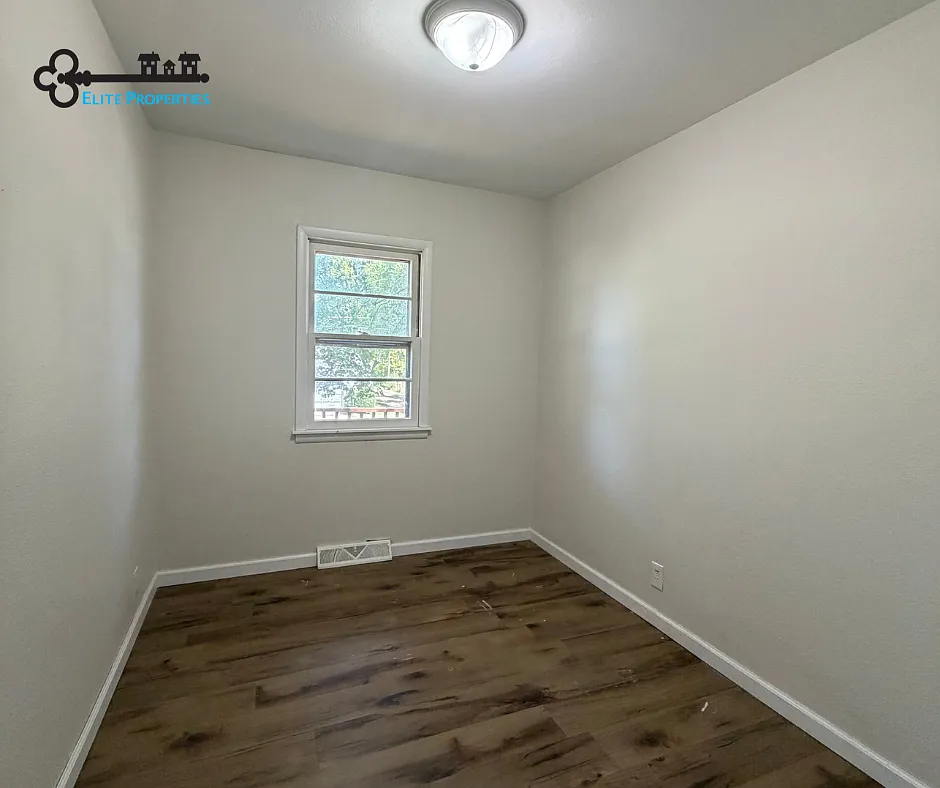 3 bed, 1049 sqft, $800 — Photo 4
