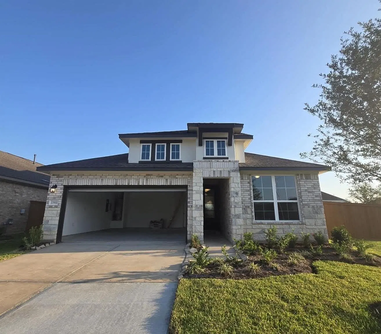 4 bed, 3.0 bath, 1861 sqft, $2,650 — Photo 1