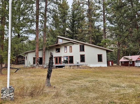 5036 Parlin Park Ln, Lincoln, MT 59639