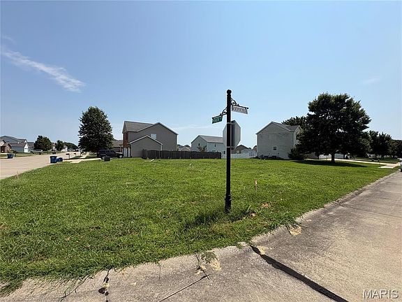 5th image of 1001 Peach Ln