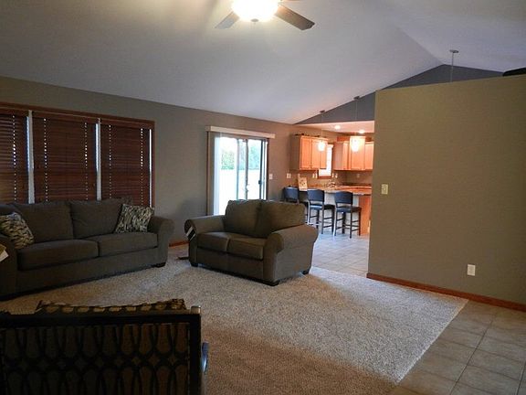 5th image of 57394 Jade Cir